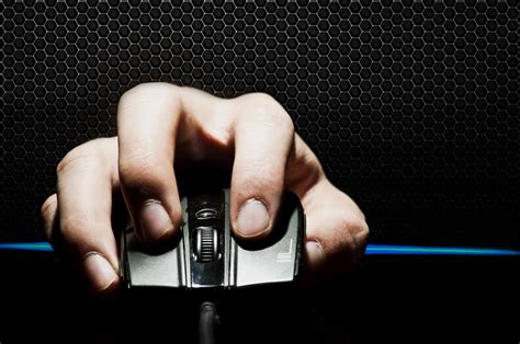 Unlock the Magic: Get the Most Out of Your Mouse with Proper Holding